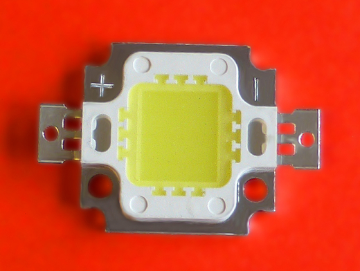 10W LED, warmweiß 900mA 9.0-12.0V 1000 Lumen SMD Chip COB